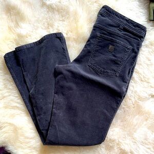Women’s Carhartt pants